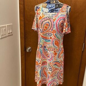 Ivy Lane  Print Women's Dress size medium, NWT